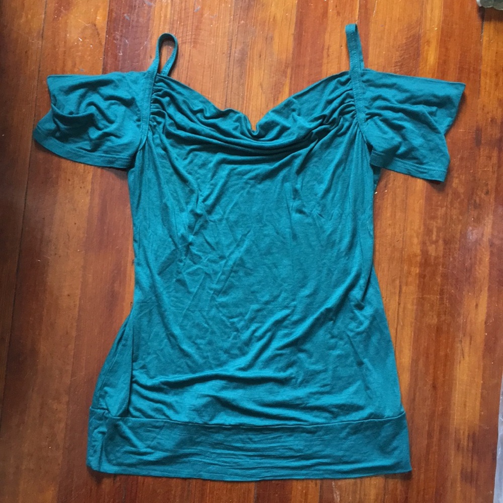 5/$25 Off the shoulder top